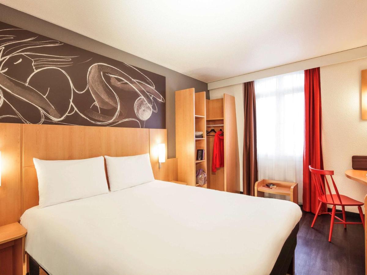 Ibis Paris Gare De Lyon Ledru Rollin Hotel Exterior photo